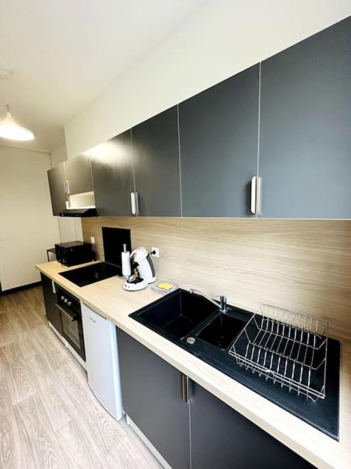 Le Moderne Apartamento Charleville-Mézières Exterior foto