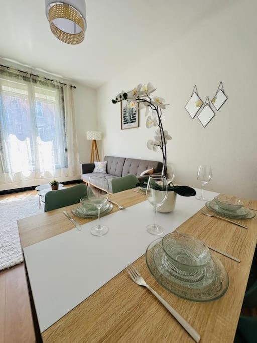 Le Moderne Apartamento Charleville-Mézières Exterior foto